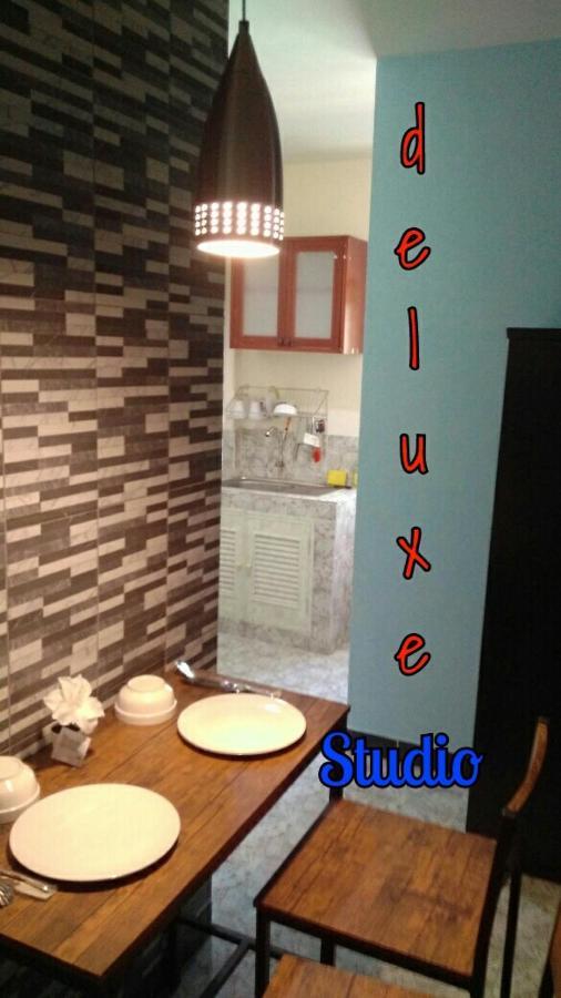 Studio With Aircon N Kitchen Bang Tao Beach  Eksteriør billede