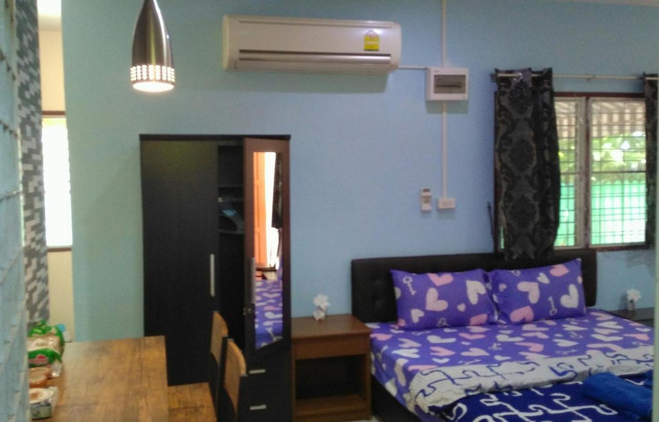 Studio With Aircon N Kitchen Bang Tao Beach  Eksteriør billede